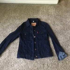 Women’s Levi  jean jacket used.